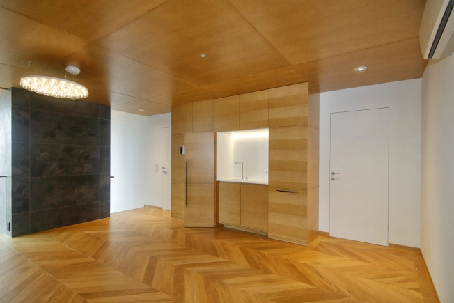 Купить пятикомнатную квартиру в районе Советский в Новосибирске. Вариант № 1506, 31, площадь - квм, цена 79900000 рублей