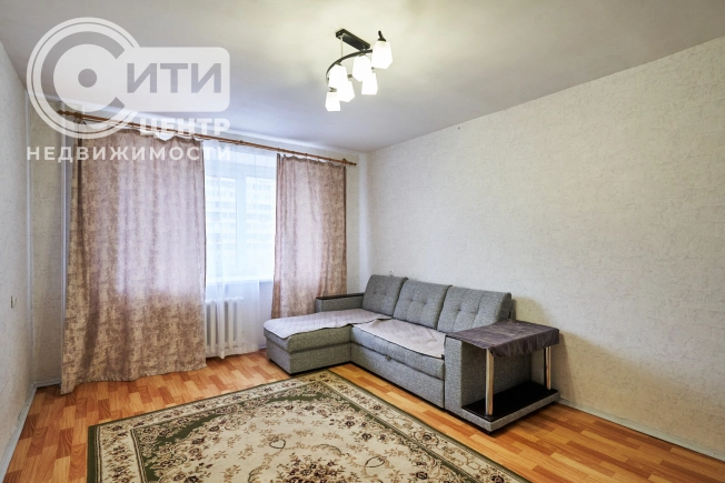 Купить двухкомнатную квартиру на улице 9 Января в Воронеже. Вариант № 23154, 5, площадь -  квм, цена 6650000 рублей