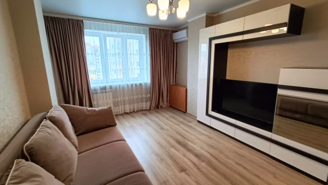 Купить квартиру в Брянской области. Вариант № 6830178, 9, площадь -  квм, цена 10700000 рублей