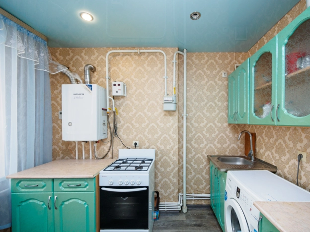 Купить двухкомнатную квартиру на улице бульвар Архитекторов в Омске. Вариант № 3993197, 12, площадь -  квм, цена 5300000 рублей