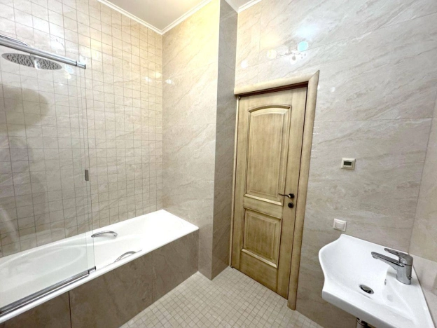 Купить квартиру в Москве. Вариант № 8011539, 6, площадь - квм, цена 87000000 рублей