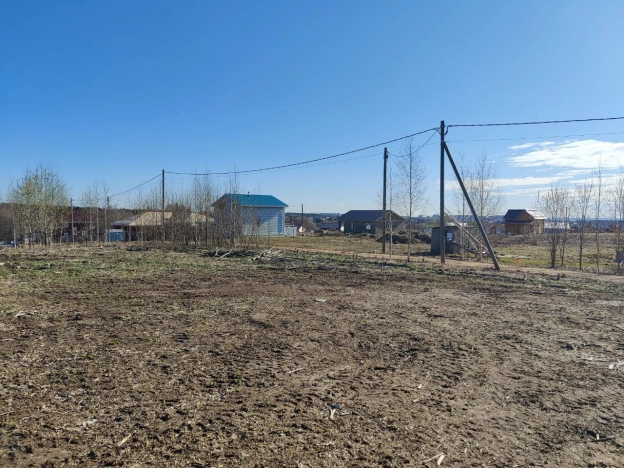 Купить земельный участок в Республике Коми. Вариант № 52210, 3, площадь -  квм, цена 1300000 рублей