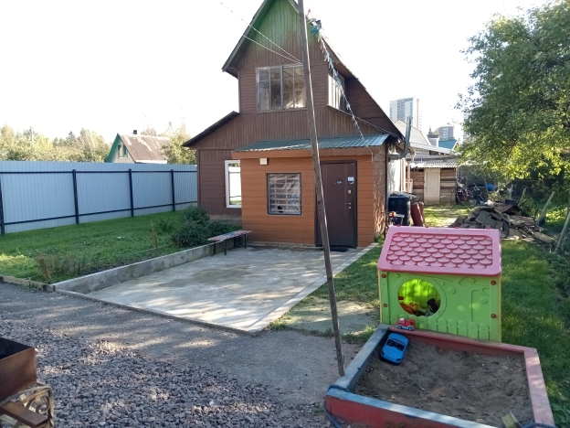 Купить дом в Санкт-Петербурге. Вариант № 9594876, 4, площадь -  квм, цена 7100000 рублей