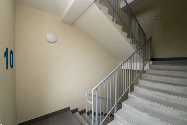 . Вариант № 3472092, 9, площадь - 42.5 квм, цена 10500000 рублей