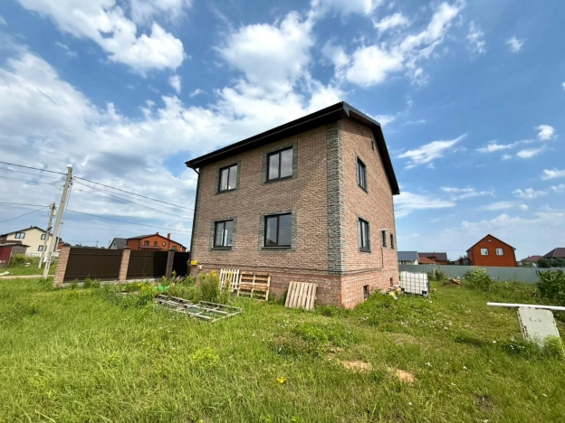 Купить дом в Коломне. Вариант № 1385825, 34, площадь -  квм, цена 25300000 рублей