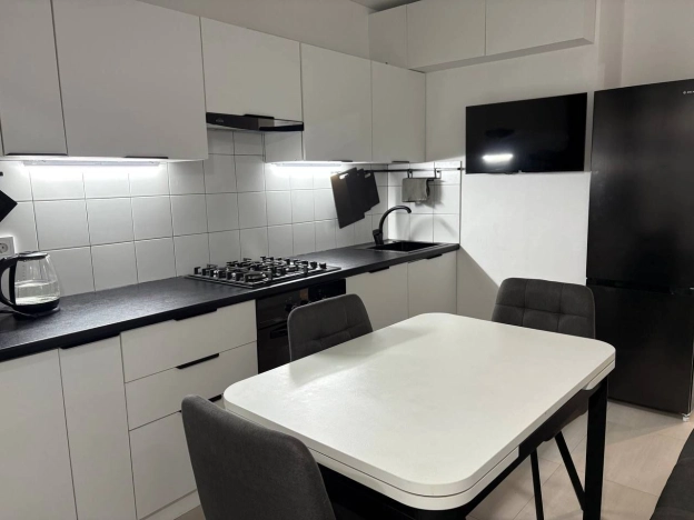 Снять однокомнатную квартиру на улице Гвардейская в Владимире. Вариант № 9164581, 1, площадь -  квм, цена 38000 рублей