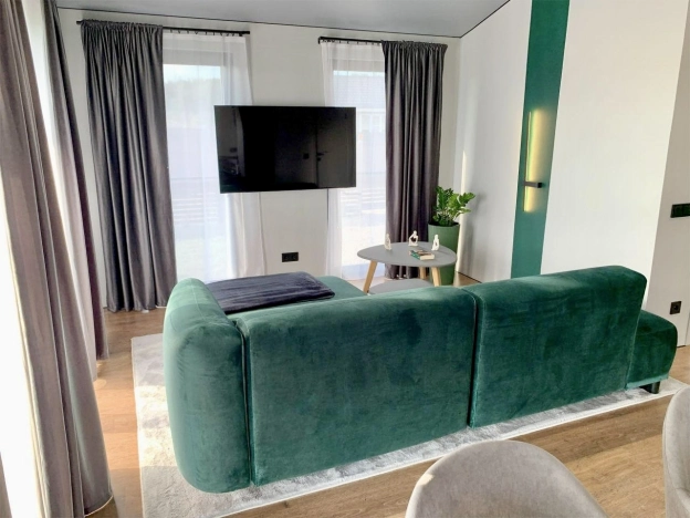 Купить дом в Москве. Вариант № 8297546, 5, площадь -  квм, цена 10950000 рублей