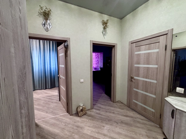 Купить двухкомнатную квартиру в Микрорайоне Юго-Восточный в Белгороде. Вариант № 38569, 9, площадь -  квм, цена 7400000 рублей