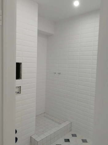 Купить коммерческую недвижимость в Москве. Вариант № 19237, 6, площадь -  квм, цена 9752000 рублей