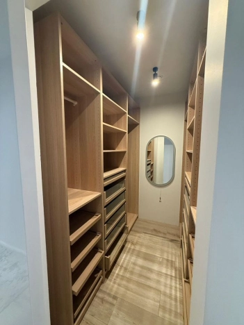 Купить квартиру в Москве. Вариант № 8059690, 31, площадь - квм, цена 35499000 рублей