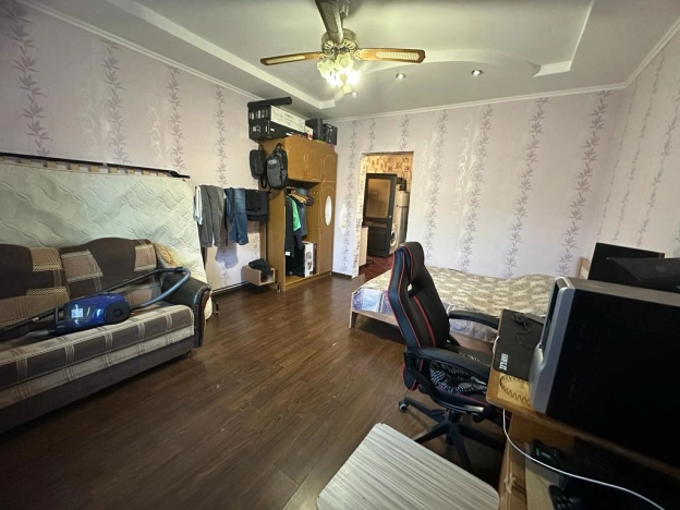 Купить дом в районе Южный в Элисте. Вариант № 26769, 4, площадь -  квм, цена 3900000 рублей