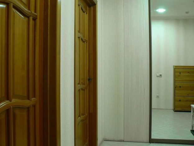 Купить однокомнатную квартиру в Ростовской области. Вариант № 9704930, 12, площадь -  квм, цена 8500000 рублей