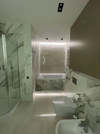 Купить трехкомнатную квартиру в районе Кировский в Ростове-на-Дону. Вариант № 36413, 27, площадь -  квм, цена 32999999 рублей