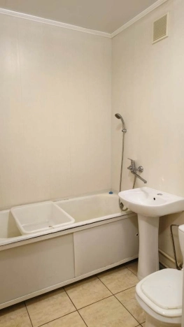 Купить квартиру в Омске. Вариант № 10914430, 8, площадь - квм, цена 3100000 рублей