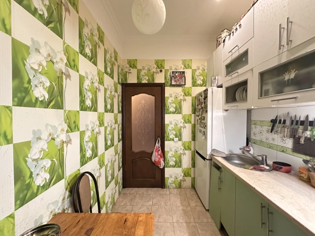 Купить трехкомнатную квартиру в районе Выборгский в Санкт-Петербурге. Вариант № 3918625, 22, площадь -  квм, цена 13700000 рублей