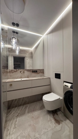 Снять квартиру в Новосибирске. Вариант № 9799957, 5, площадь -  квм, цена 65000 рублей