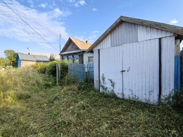 Купить дом на улице Ленина в Нижегородской области. Вариант № 1717792, 0, площадь -  квм, цена 700000 рублей