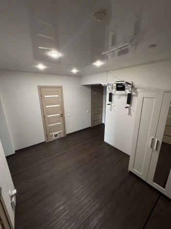 Купить двухкомнатную квартиру на улице Линейная в Новосибирской области. Вариант № 9223343, 9, площадь -  квм, цена 7800000 рублей