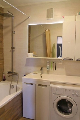 Купить трехкомнатную квартиру в районе Кировский в Ростове-на-Дону. Вариант № 1824754, 9, площадь -  квм, цена 12500000 рублей