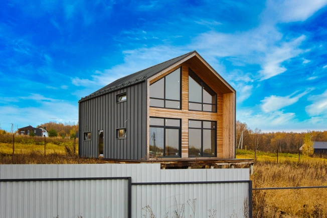 Купить дом в Лакинске. Вариант № 8598188, 5, площадь -  квм, цена 9310000 рублей