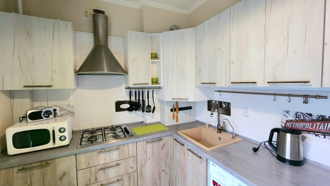 Снять квартиру в Калининграде. Вариант № 10598000, 3, площадь - квм, цена 30000 рублей