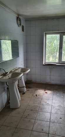 Купить коммерческую недвижимость в Тобольске. Вариант № 8995954, 21, площадь -  квм, цена 16000000 рублей