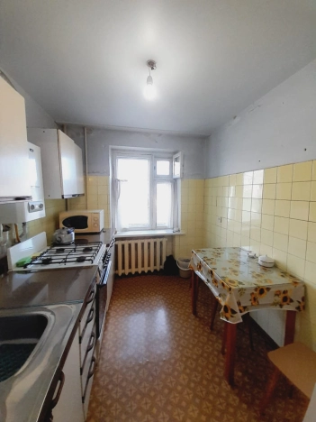 Купить трехкомнатную квартиру на улице 6-я Линия в Ростовской области. Вариант № 4884180, 10, площадь -  квм, цена 4500000 рублей