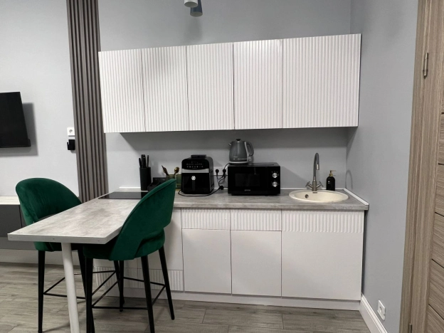 Купить квартиру в Москве. Вариант № 8425498, 14, площадь -  квм, цена 30000000 рублей