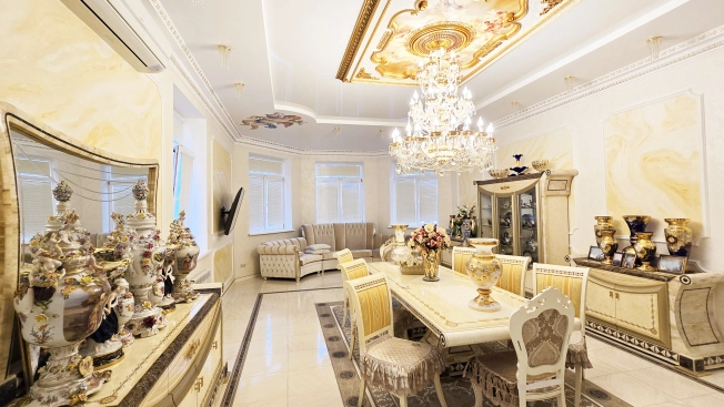 Купить дом в Москве. Вариант № 9981807, 4, площадь -  квм, цена 62880000 рублей