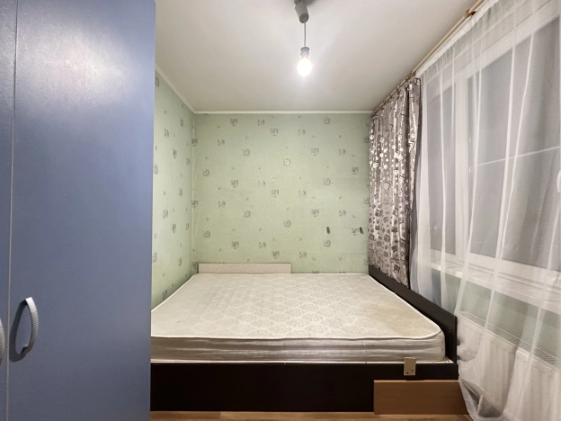 Купить трехкомнатную квартиру на улице Малоохтинский проспект в Санкт-Петербурге. Вариант № 6960761, 7, площадь -  квм, цена 8970000 рублей