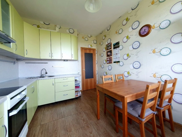 Купить трехкомнатную квартиру на вторичке в Балашихе. Вариант № 58161, 2, площадь -  квм, цена 16000000 рублей