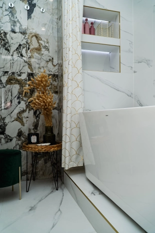 Купить четырехкомнатную квартиру на улице Мира в Новосибирской области. Вариант № 4156069, 18, площадь -  квм, цена 30000000 рублей