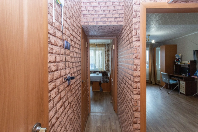 Купить квартиру в Тобольске. Вариант № 10410889, 10, площадь -  квм, цена 3100000 рублей