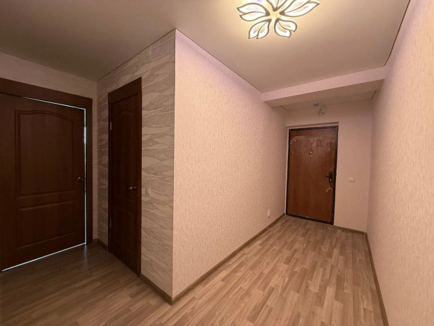 Купить квартиру в Вологодской области. Вариант № 5921778, 13, площадь -  квм, цена 5150000 рублей