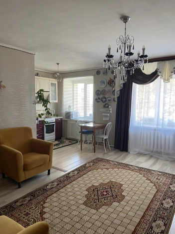 Купить двухкомнатную квартиру в Забайкальском крае. Вариант № 4971, 3, площадь -  квм, цена 3850000 рублей