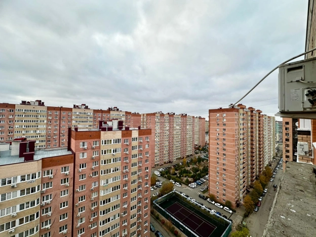 Купить однокомнатную квартиру в Краснодаре. Вариант № 9101642, 5, площадь -  квм, цена 5000000 рублей