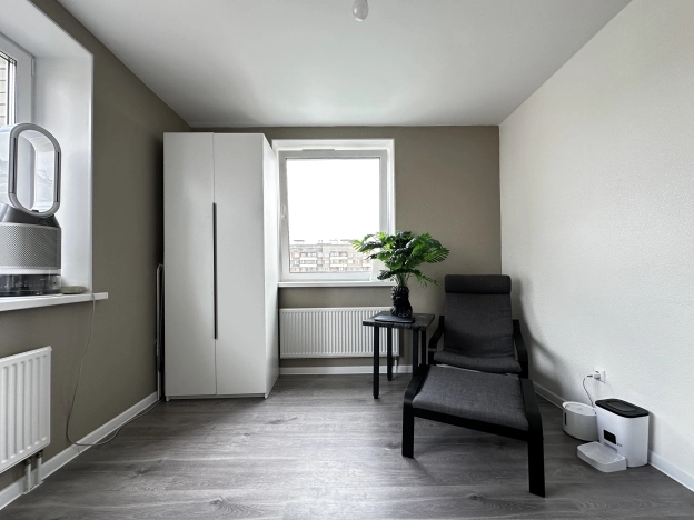 Купить трехкомнатную квартиру на улице Московское шоссе в Санкт-Петербурге. Вариант № 31078, 26, площадь -  квм, цена 20000000 рублей