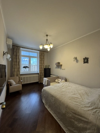 Купить квартиру в Москве. Вариант № 10242944, 19, площадь - квм, цена 33000000 рублей