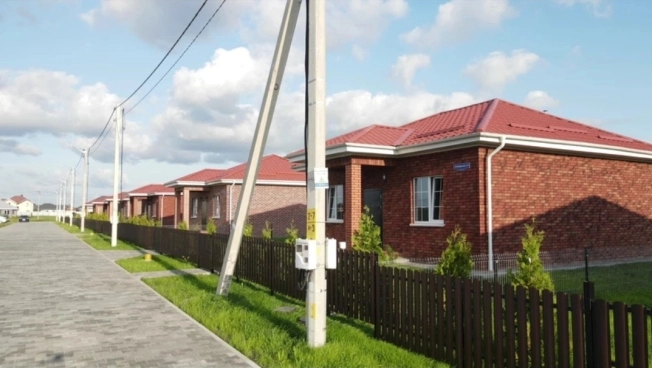 Купить дом на улице Средний переулок в Калининграде. Вариант № 46599, 3, площадь -  квм, цена 12000000 рублей