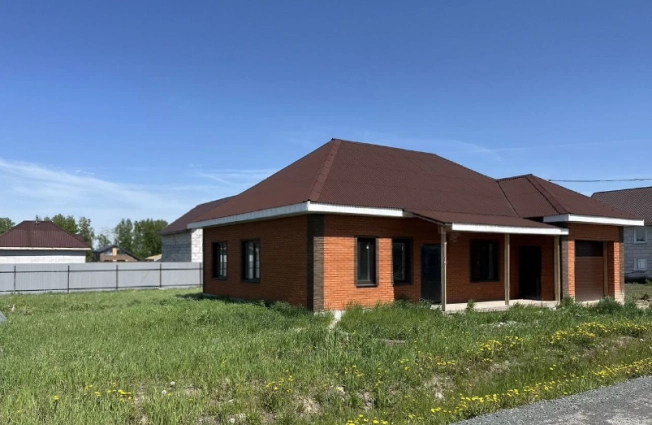 Купить дом в районе Калининский в Новосибирске. Вариант № 56476, 0, площадь -  квм, цена 8500000 рублей