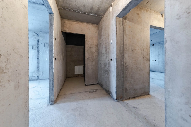 Купить трехкомнатную квартиру в Ленинградской области. Вариант № 8695376, 14, площадь -  квм, цена 7800000 рублей