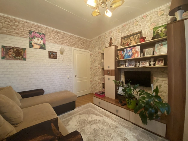 Купить трехкомнатную квартиру в Старом Осколе. Вариант № 47218, 13, площадь -  квм, цена 5900000 рублей