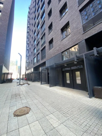 Купить квартиру в Москве. Вариант № 5921758, 17, площадь -  квм, цена 34000000 рублей