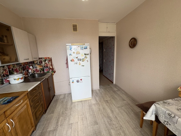 Купить двухкомнатную квартиру в Сыктывкаре. Вариант № 1738563, 5, площадь -  квм, цена 4500000 рублей