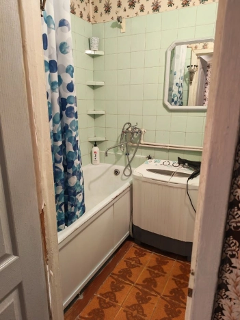 Купить квартиру в Москве. Вариант № 10341621, 13, площадь -  квм, цена 24800000 рублей