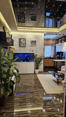 Купить трехкомнатную квартиру на улице Волгоградский проспект в Москве. Вариант № 10028457, 13, площадь -  квм, цена 28900000 рублей