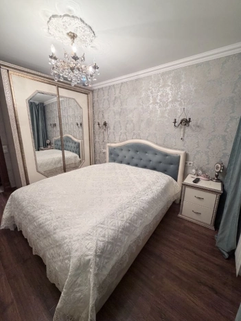 Купить квартиру в Москве. Вариант № 10100015, 14, площадь - квм, цена 22000000 рублей