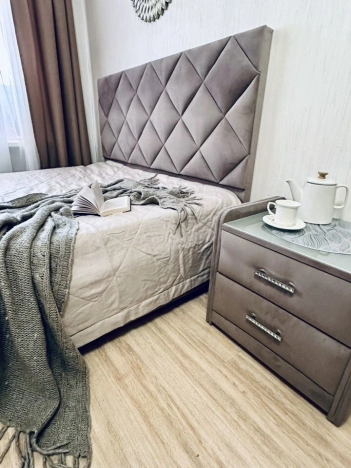 Купить однокомнатную квартиру в Краснодаре. Вариант № 9449110, 6, площадь -  квм, цена 3950000 рублей