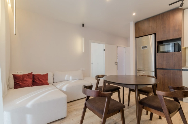 Купить двухкомнатную квартиру на улице Ленинградская в Вологде. Вариант № 16366, 0, площадь -  квм, цена 11250000 рублей