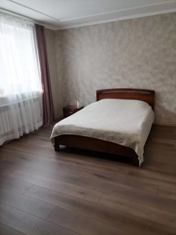 Купить дом в Москве. Вариант № 9900032, 8, площадь -  квм, цена 22000000 рублей